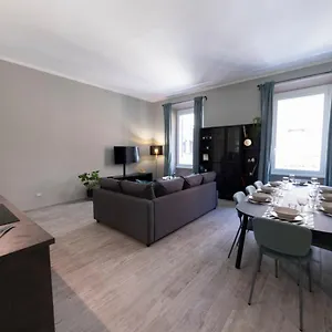The Rent - Close To Termini Station , Rome Italy