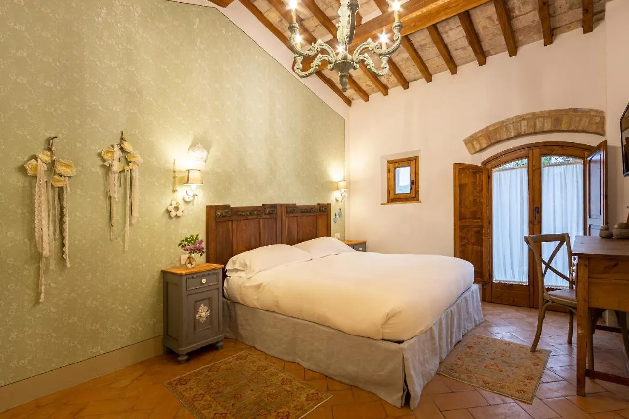 Farm stay Agriturismo Il Segreto Di Pietrafitta Villa San Gimignano Italy